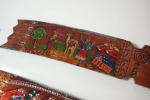 南米ペルーから　皮革職人手作りブックマーク　  Leather craftsman's handmade bookmark - 画像 (5)