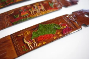 南米ペルーから　皮革職人手作りブックマーク　  Leather craftsman's handmade bookmark - 画像 (6)