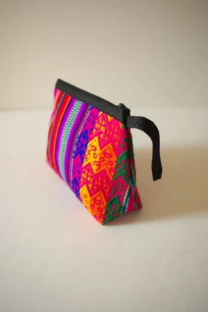 南米ペルーから　手織りの民芸ポーチ　Traditional South American Peruvian Pouch - 画像 (2)